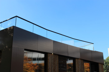 Easy Glass Smart Eco, základní profil, boční montáž délka 5000 mm, s předvrtanými otvory, hliník, matný stříbrný efekt