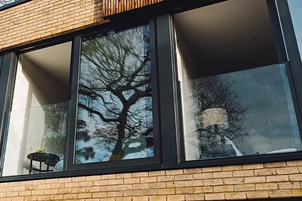 Easy Glass View